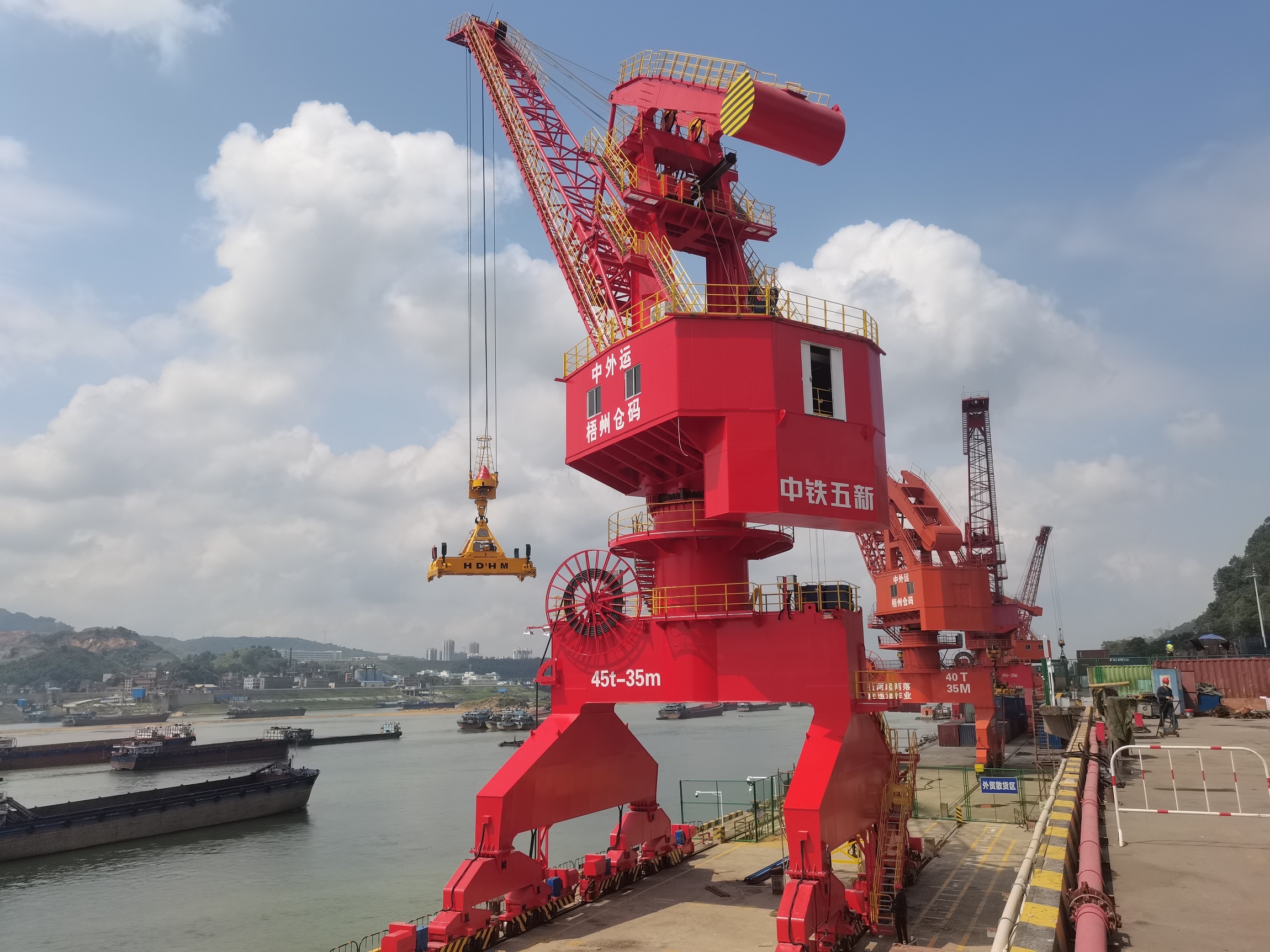 起重机工作级别A1-A8分级体系详解——从设计选型到安全评定