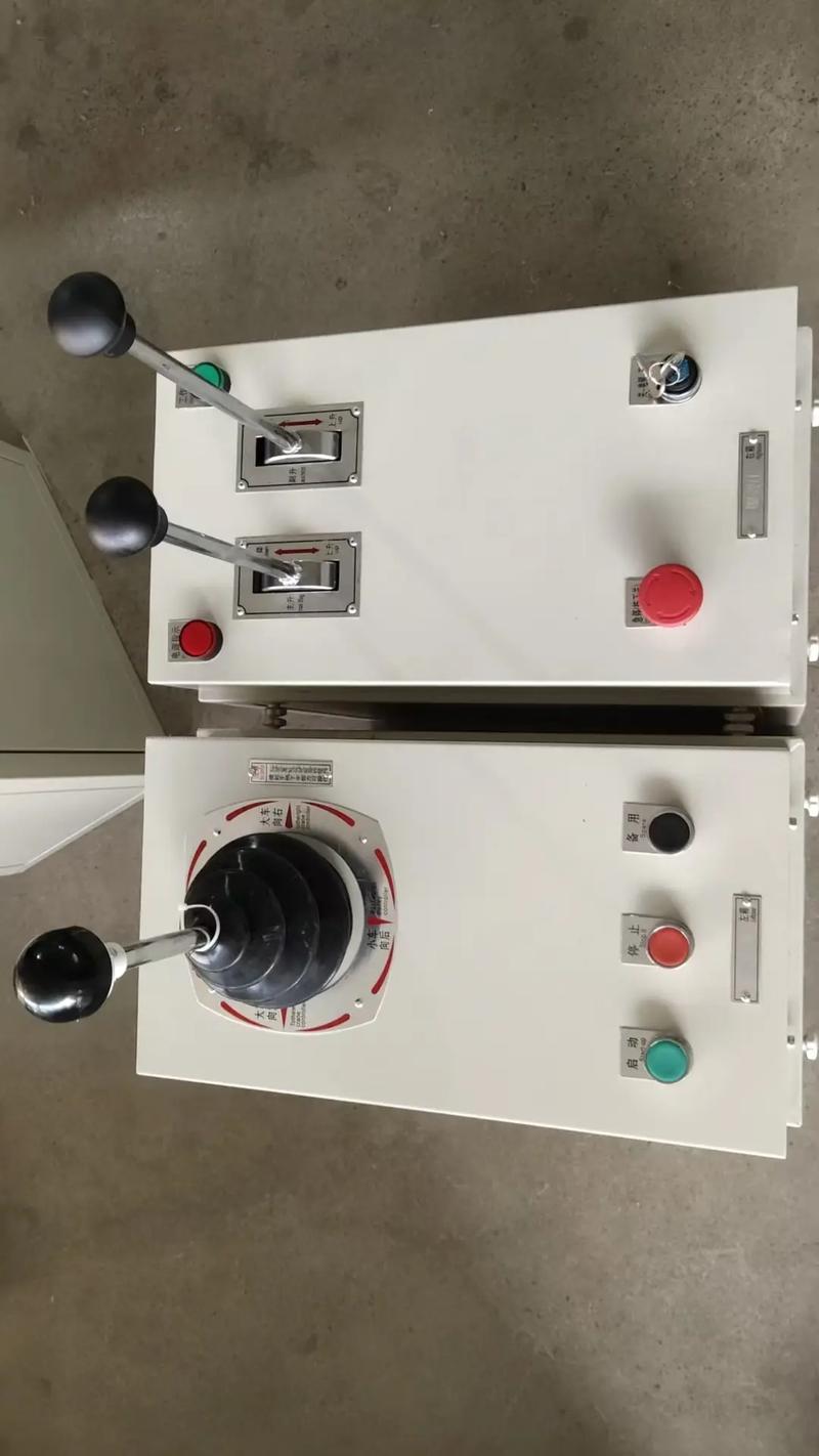 起重机联动控制台各型号技术参数与选型指南：QT5与THQ1系列规格对照