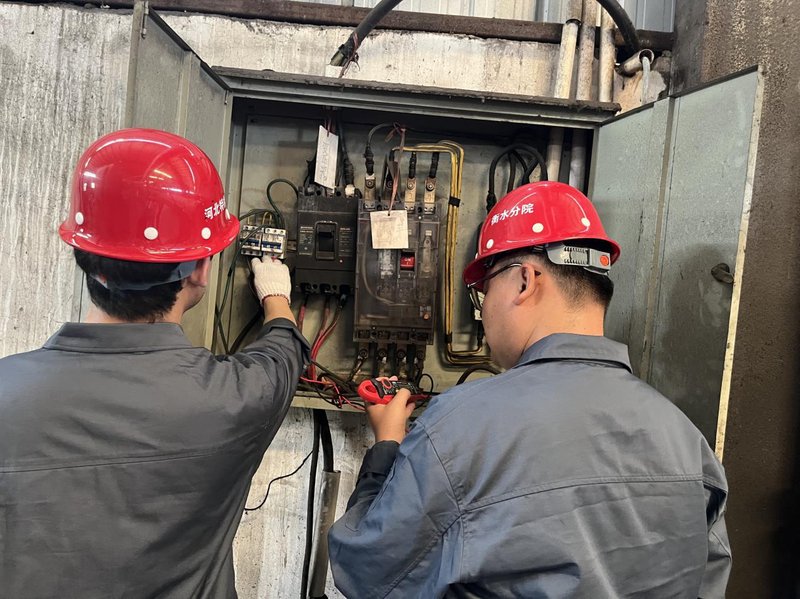 起重机日常巡检到底查什么 - 8个必检项目清单